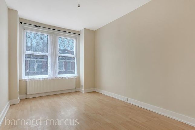 Thumbnail Property to rent in Rostella Road, London