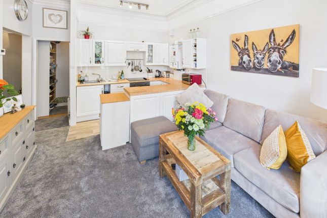 Flat 3, Oakburn Villa, Trewithen Road, Penzance photo 4