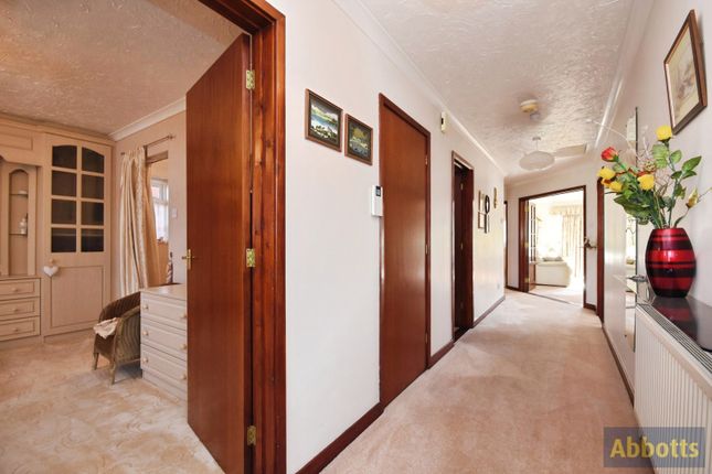 30, Clarence Road, Essex photo 2
