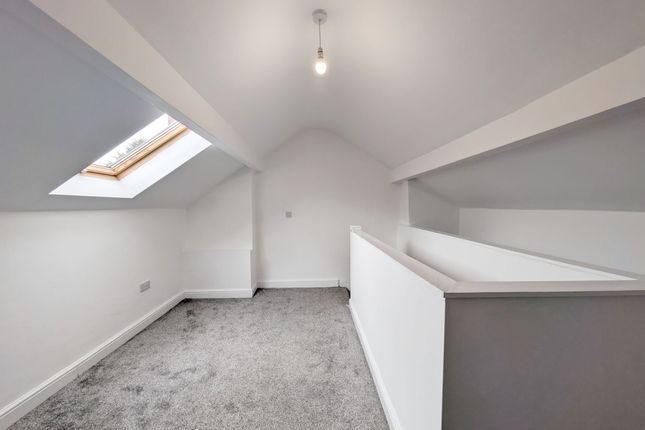 433 Liverpool Road, Widnes photo 3
