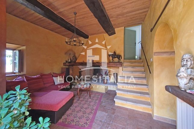 Villa for sale in Castiglione In Teverina, Latium, Italy
