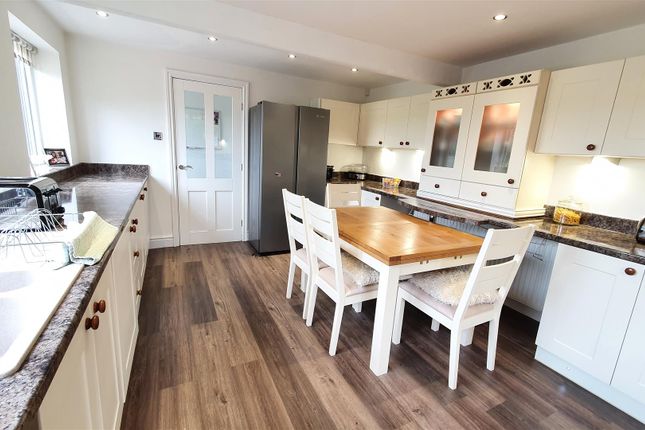 8, Hyde Street, Droylsden photo 2