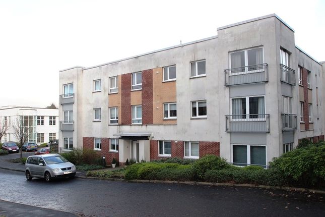 Thumbnail Flat to rent in Cairnhill View, Bearsden, East Dunbartonshire