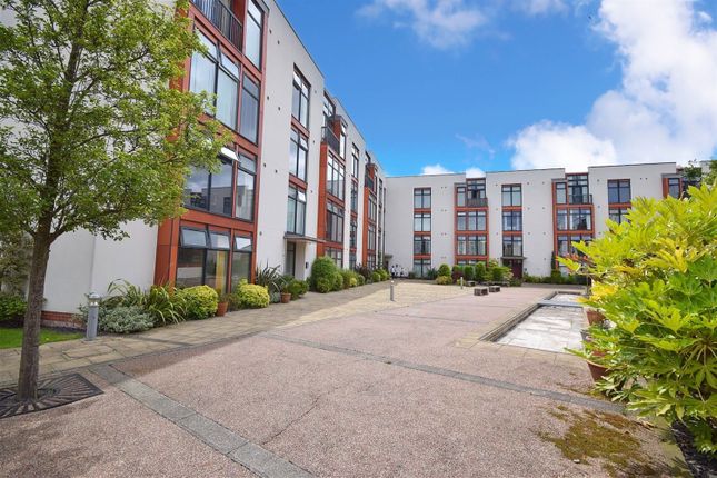 Thumbnail Flat to rent in Crown House, Lauriston Close, Manchester