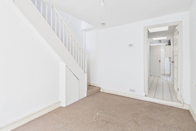 16, Albert Terrace, BEVERLEY photo 3