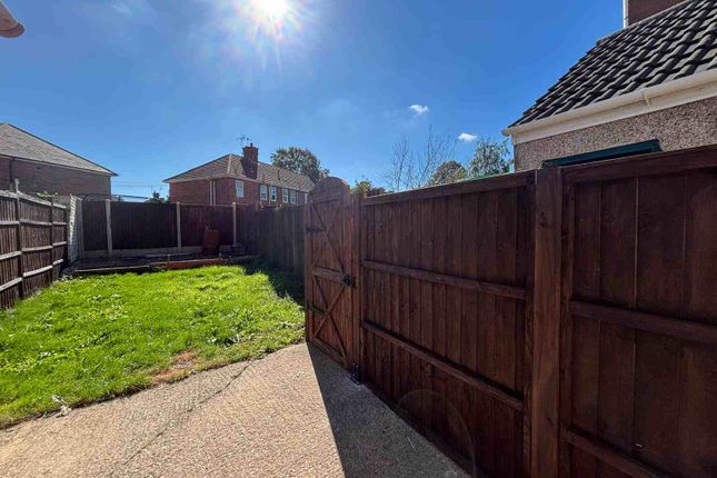44, Sherwood Road, Nottinghamshire photo 3
