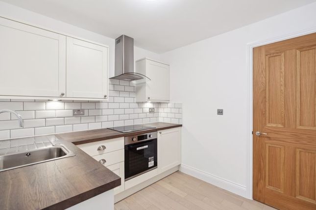 Flat 6, 15-17 West Street, Marlow photo 4