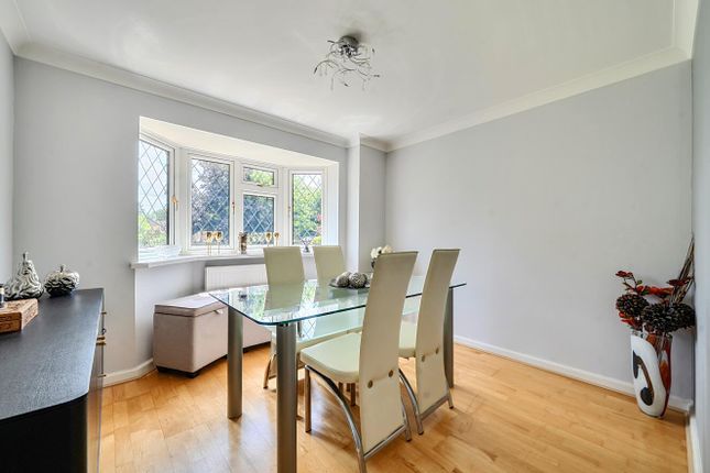 4, Guildford Drive, Chandler's Ford photo 4