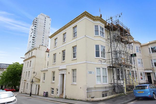 Thumbnail Flat to rent in Clarence Square, Brighton