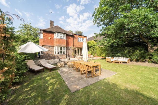 Furze Lane, East Grinstead photo 4