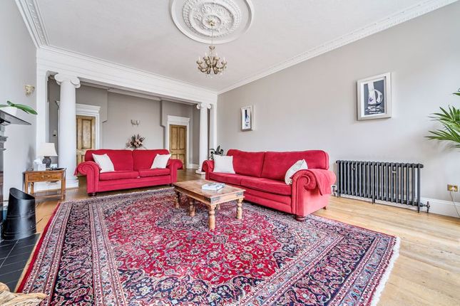 Uxbridge House, 3, Wakefield Place, Gosport photo 2