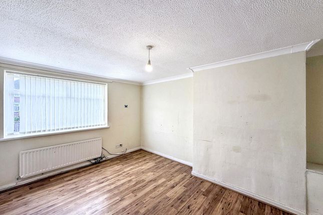 20, Bruce Glazier Terrace, Durham photo 2