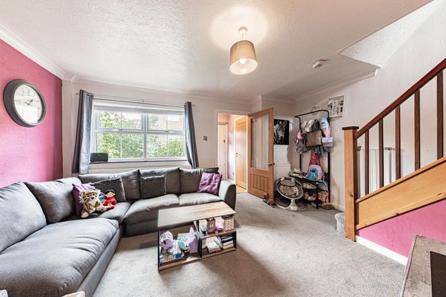 8 Cremer Place, Faversham photo 3