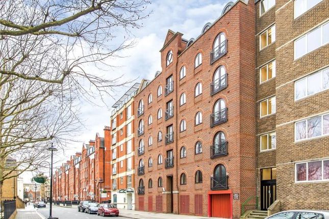 2-bed flat on 57-63, Regency Street, London, £365,000