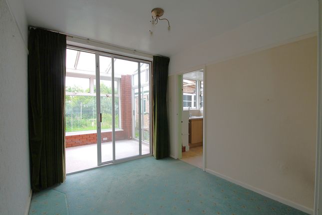 21 Fernhurst Road, Leicester photo 4