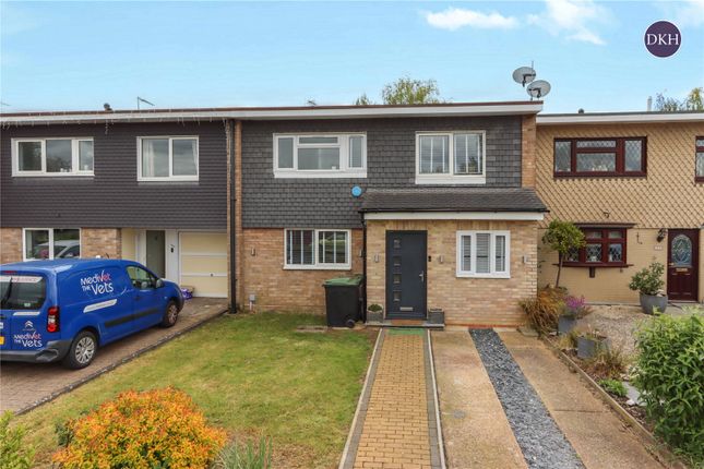 Thumbnail Terraced house for sale in Valley Walk, Croxley Green