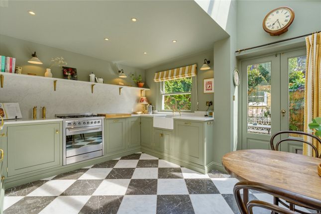 63, Morrison Street, London photo 3