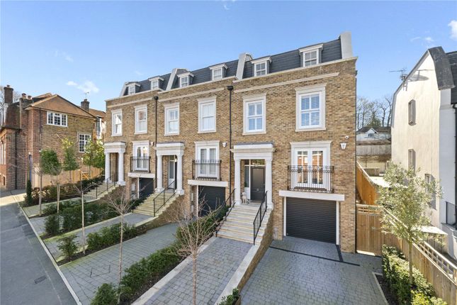 4-bed house on Cliveden,, Oakshade Road, Oxshott, £7,950/mo