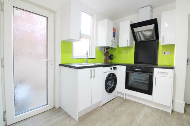 Thumbnail Flat for sale in Salisbury Road, Reading
