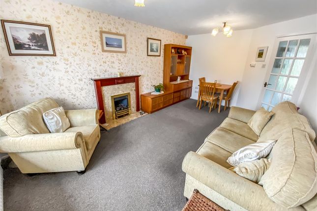 21, Harebell Meadows, Woodham photo 4