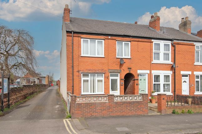 End terrace house for sale in Old Road, Chesterfield