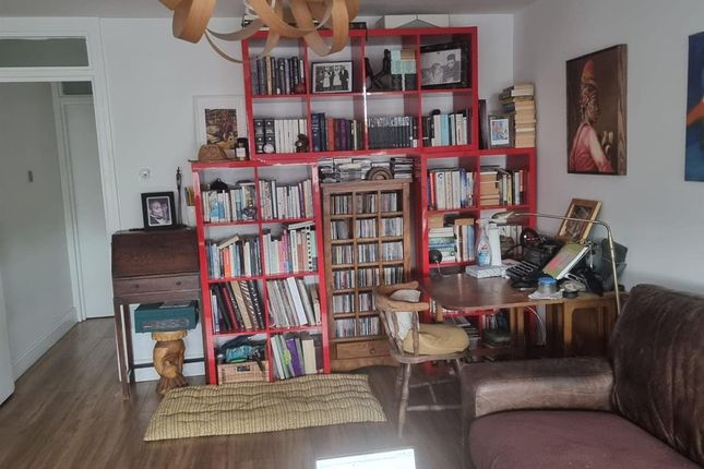 10A, Eskdale Close, Wembley photo 4
