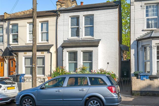 End terrace house for sale in Brackenbury Road, East Finchley, London