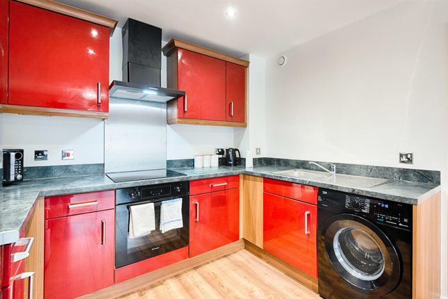 Flat for sale in Phoebe Road, Copper Quarter, Pentrechwyth