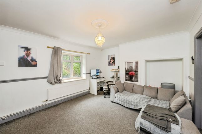 3-bed terraced on 102, Gwynedd Avenue, Swansea, £140,000