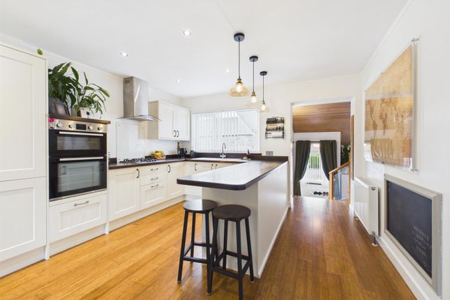 10A, Main Street, Perth photo 2