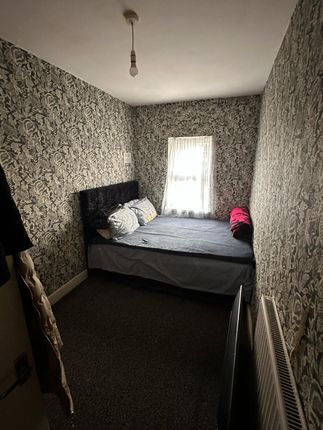 72, Howard Street, Gloucester photo 5