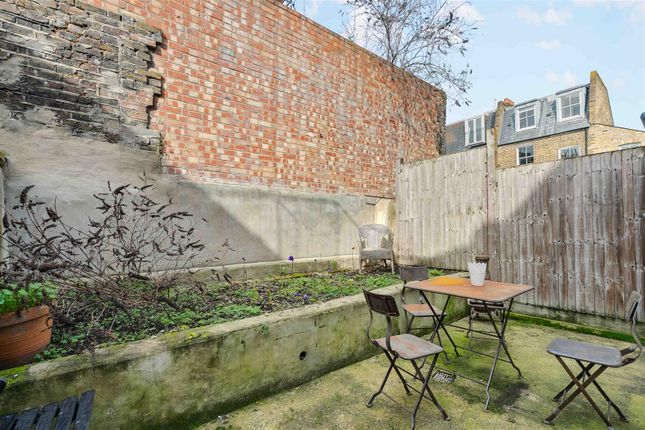 20, Eustace Road, London photo 4
