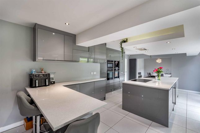 12, Middle Drive, Moorgate photo 3