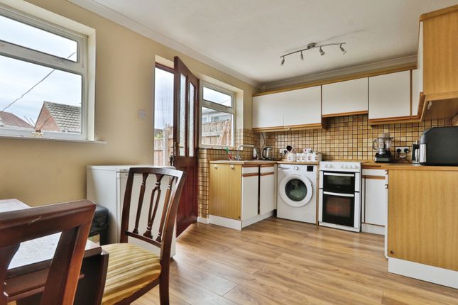4, Green Lane, Beverley photo 3