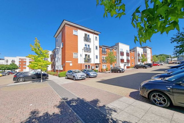 Thumbnail Flat to rent in Isham Place, Ipswich