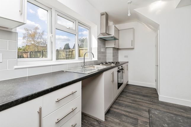 37, Caslon Way, Letchworth Garden City photo 4