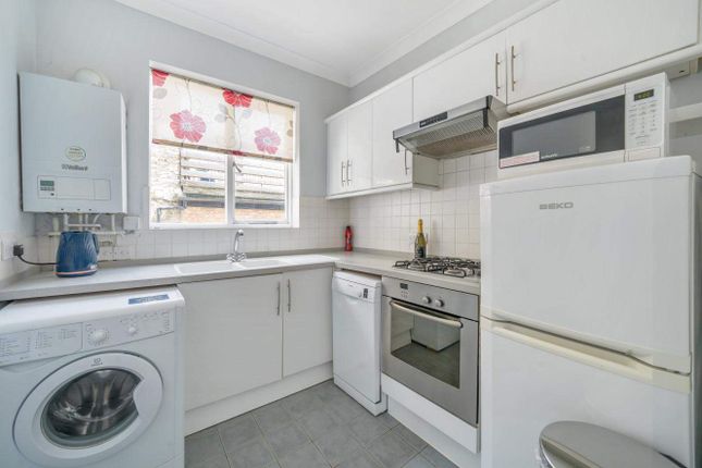 Flat for sale in Mill Lane, London