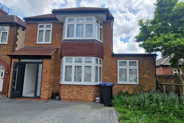 Thumbnail Detached house to rent in Willow Road, Enfield