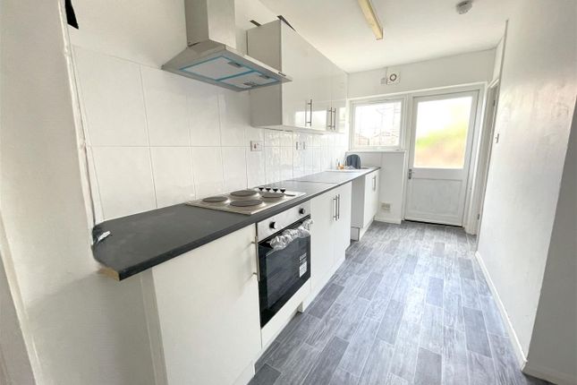 2-bed house on 55, Neville Road, London, £1,900/mo