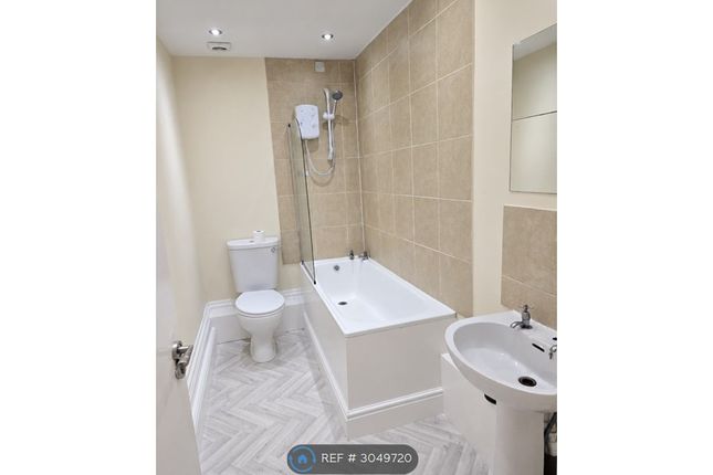 Flat, Greenfield Road Old Swan, Liverpool photo 5