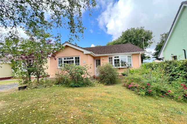 Bungalow for sale in Elm Park, Crundale