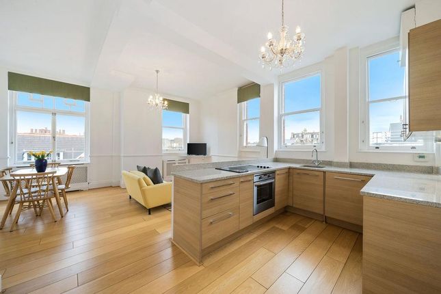 Flat to rent in Portman Mansions, Chiltern Street, Marylebone