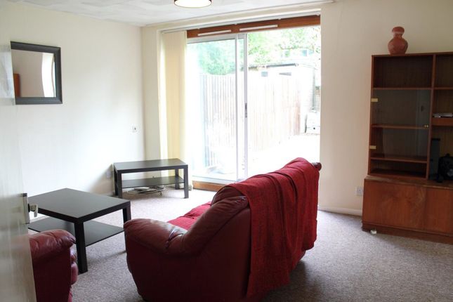 Property to rent in Gore Mews, Canterbury