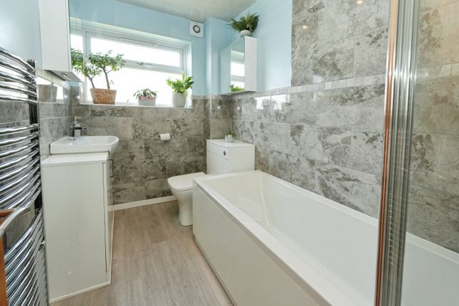 3, Rainford Way, Kings Norton photo 4