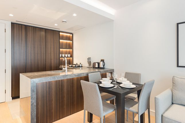 Flat Lincoln Square, 18, Portugal Street, Holborn photo 4