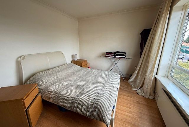 Addison Road, Enfield photo 5