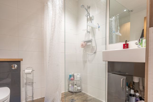 Flat 204, Chaucer Building, Newcastle Upon Tyne photo 4
