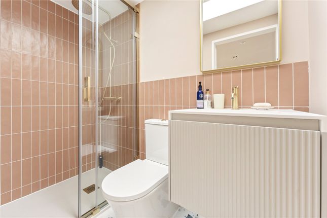 3, Penrhyn Crescent, London photo 4