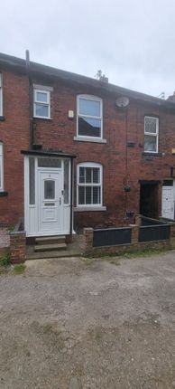Terraced house to rent in Inglewood Road, Chadderton, Oldham