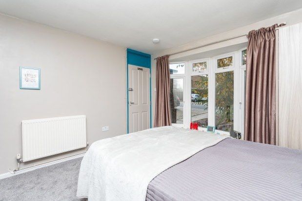 Thumbnail Room to rent in 3 Grisedale Close, Crawley
